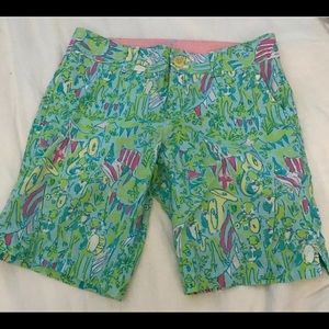 Lilly Pulitzer Hops ‘N Pops Bermuda Shorts Size 2